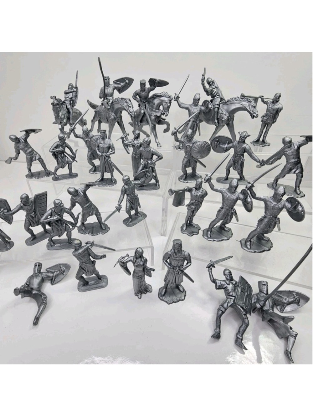 33pcs Recast Plastic Medieval Knights Toy Soldiers, Horses Riders Silver Vintage